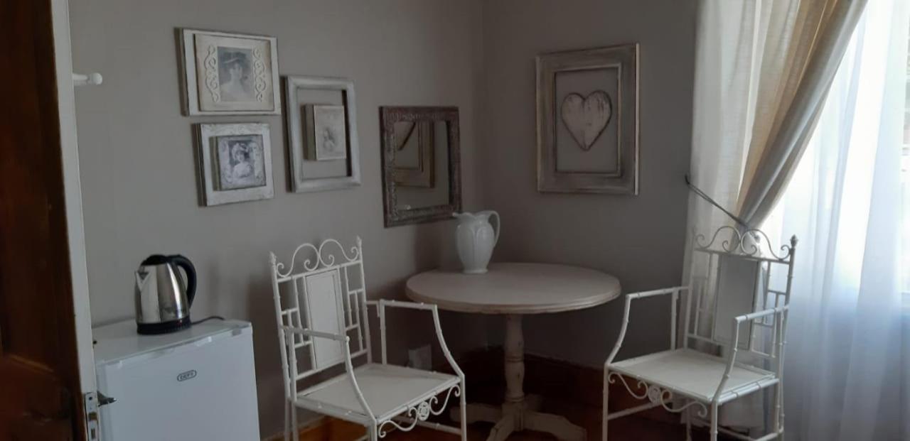 French Linen Guesthouse Bloemhof Bagian luar foto
