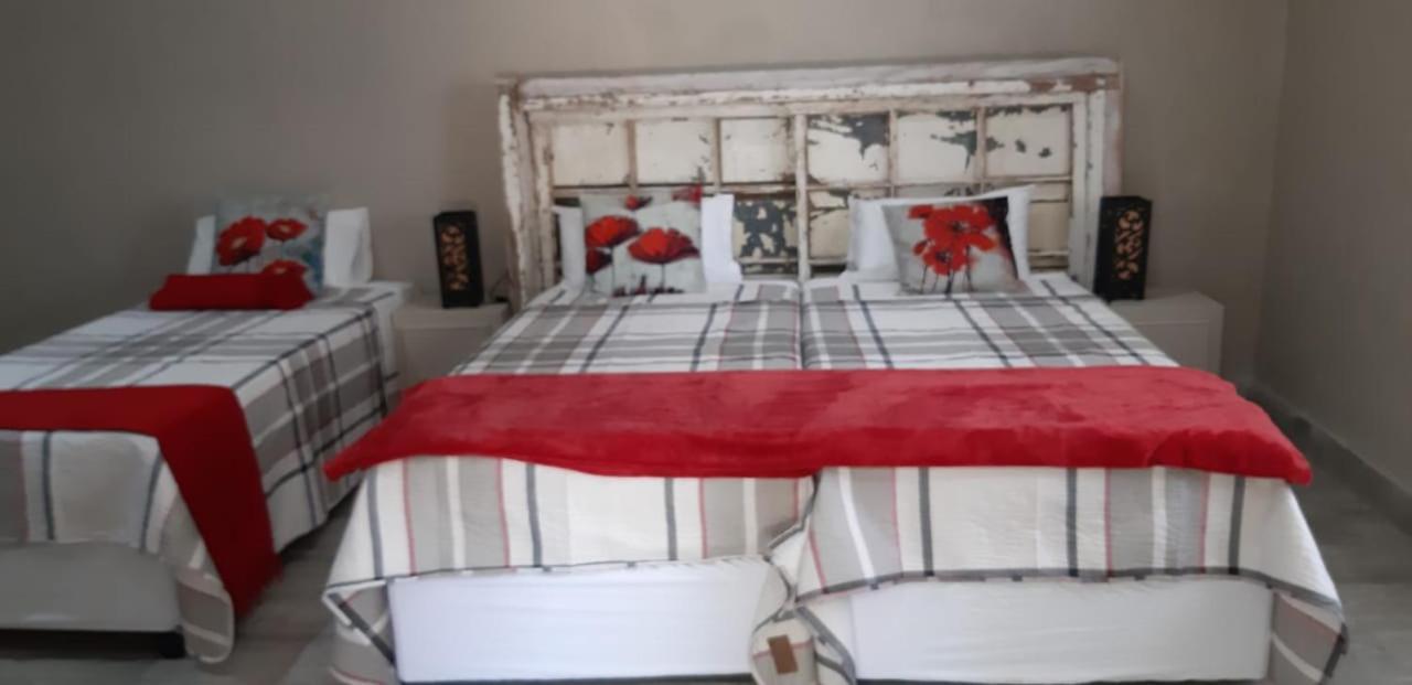French Linen Guesthouse Bloemhof Bagian luar foto