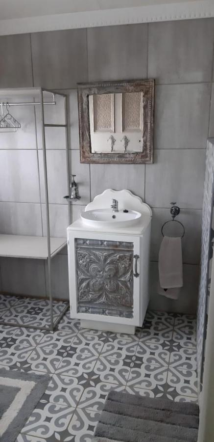 French Linen Guesthouse Bloemhof Bagian luar foto